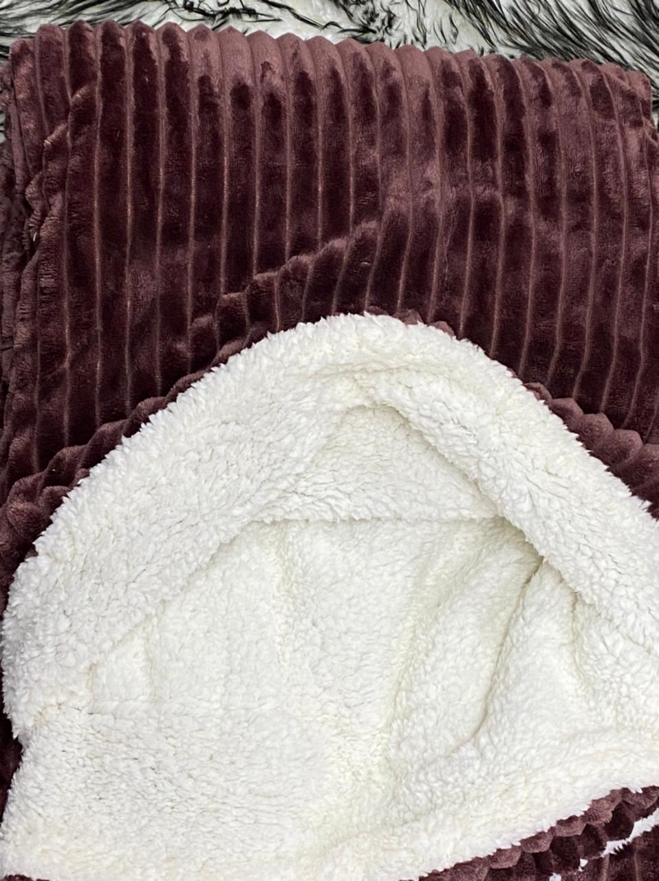 Flannel Sherpa Throw / Fleece blankets - Image 5