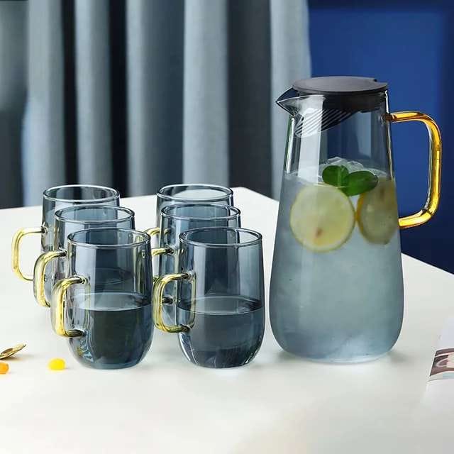 Nordic style heat resistant glass kettle with a lid*