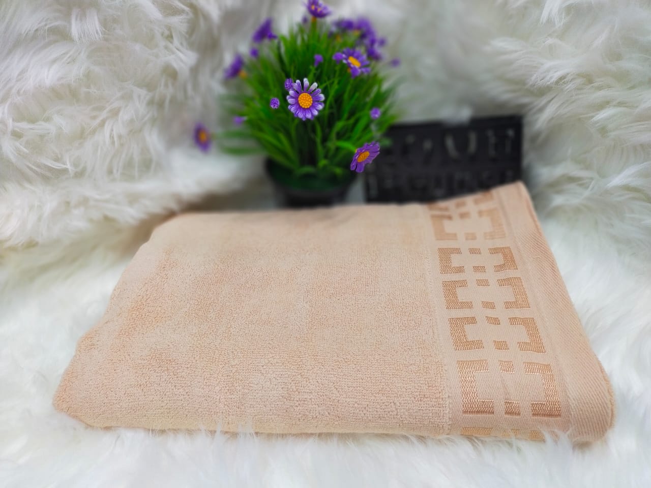 Medium Towel - Image 4