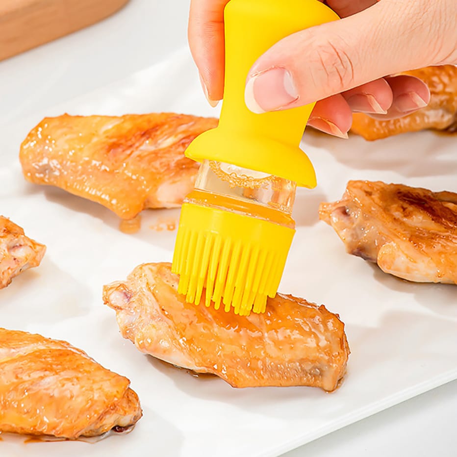 Oil Dispenser with BBQ Brush Oil - Image 4