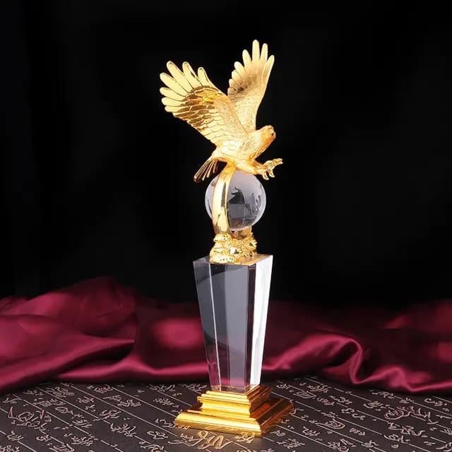 Eagle sculpture