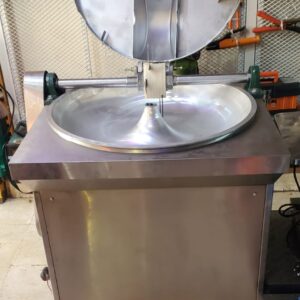 Commercial vegetable cutter