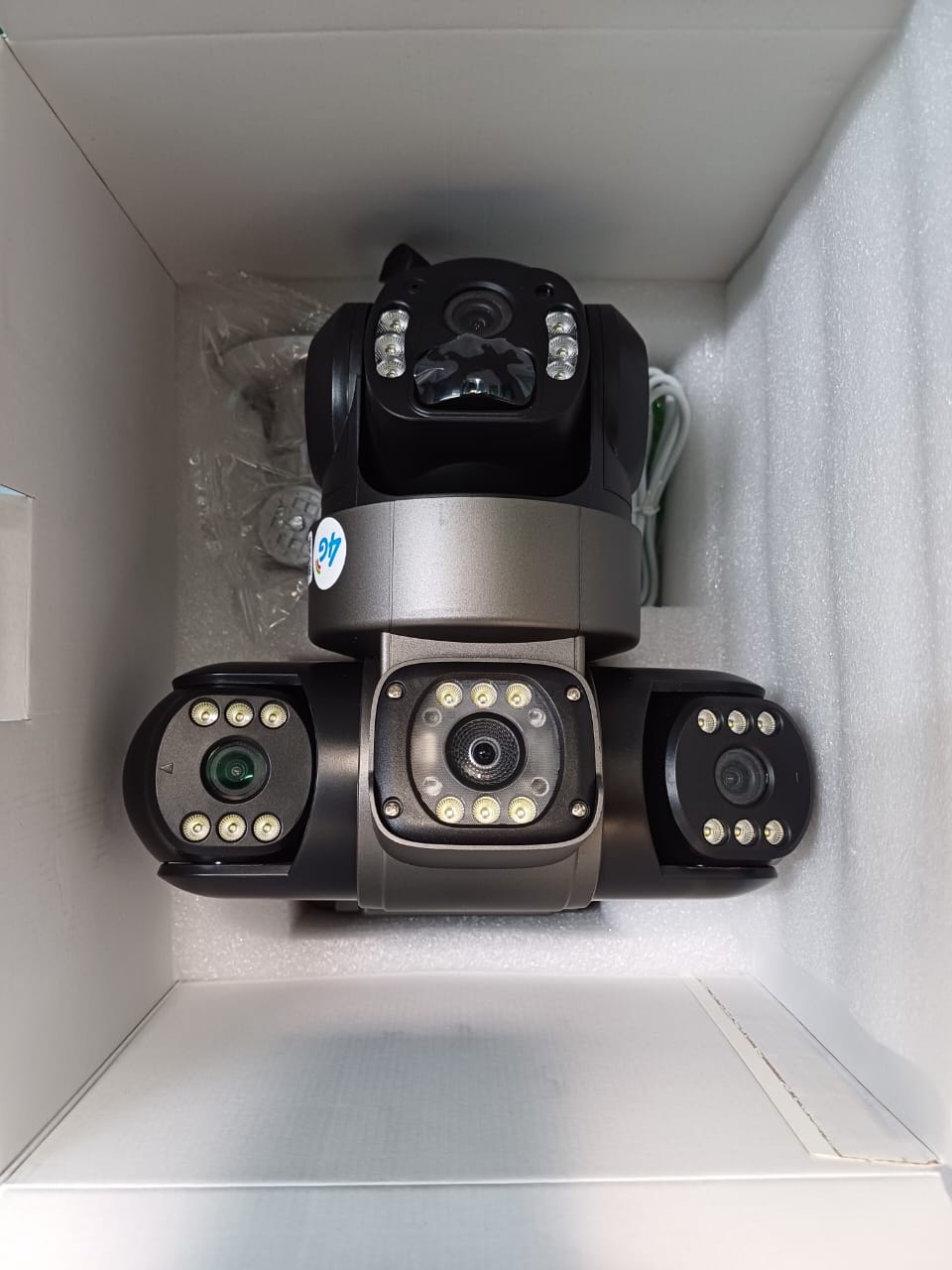 Triple -Lens Solar PTZ cameras(4G and Wi-FI)